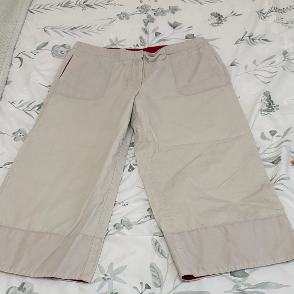 Casual Corner Women's Beige Capris with Red Accents